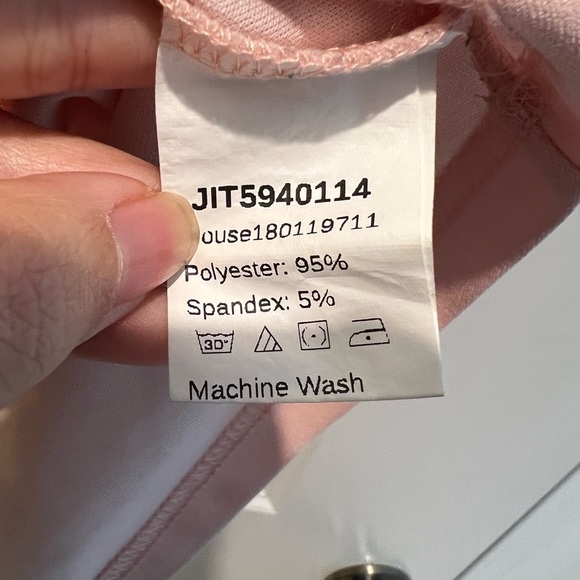 Shein Pink Short Sleeve Blouse Size Medium - Picture 7 of 9